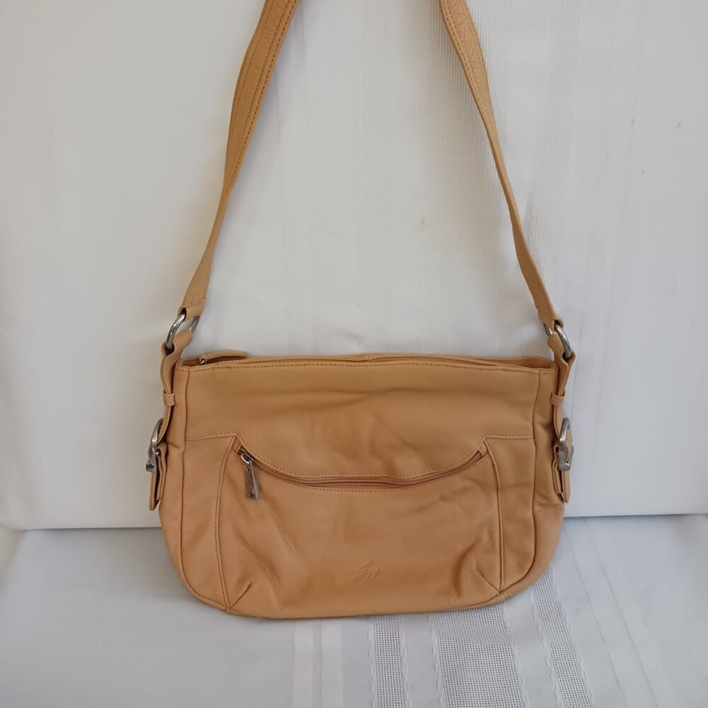 Stone Mountain Peach Colored Leather Purse